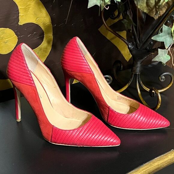 Zaya by Zendaya Sexy Red Faux Leather Pumps Size 7 - Picture 2 of 5